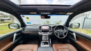 Toyota Land Cruiser 2017 Gold