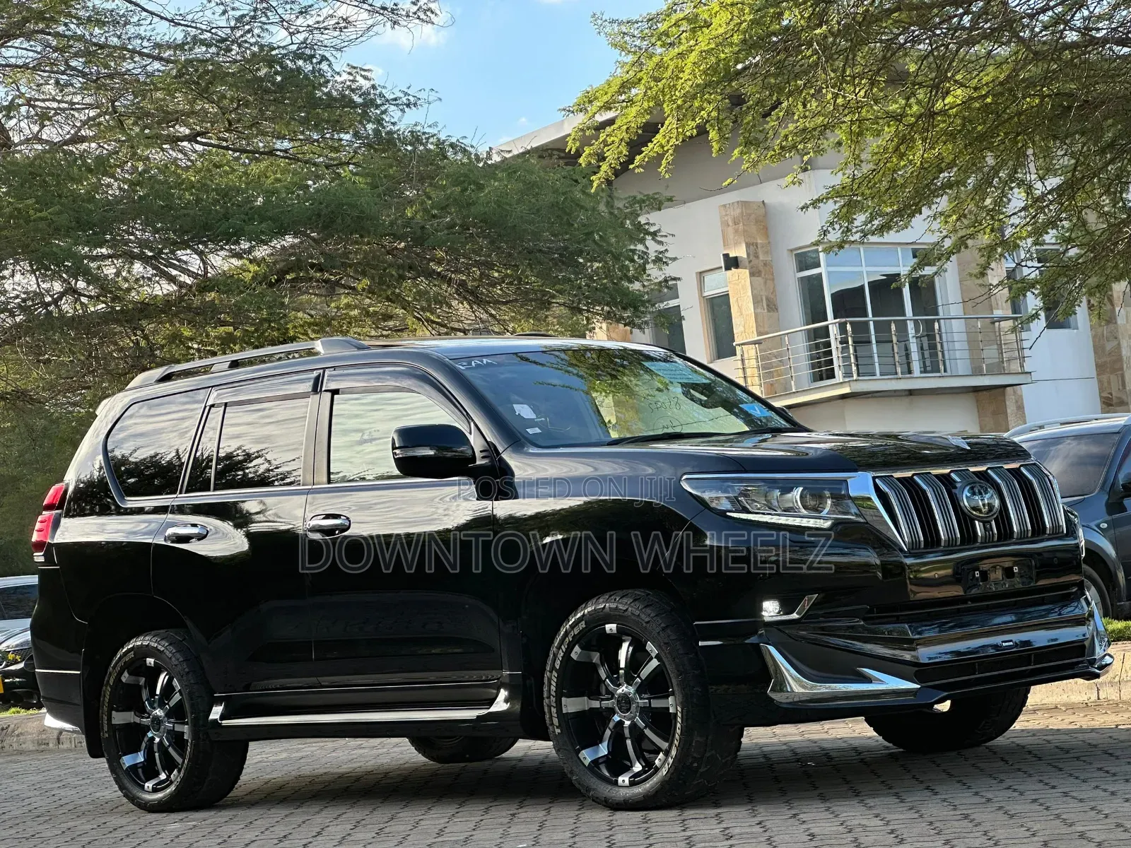Toyota Land Cruiser 2023 Black