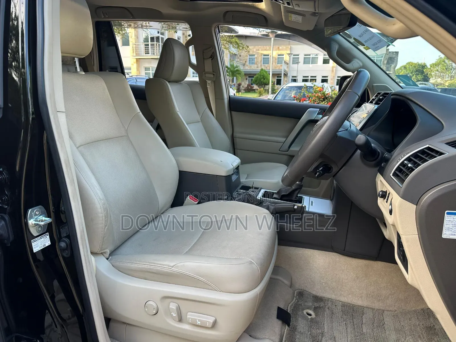 Toyota Land Cruiser 2023 Black