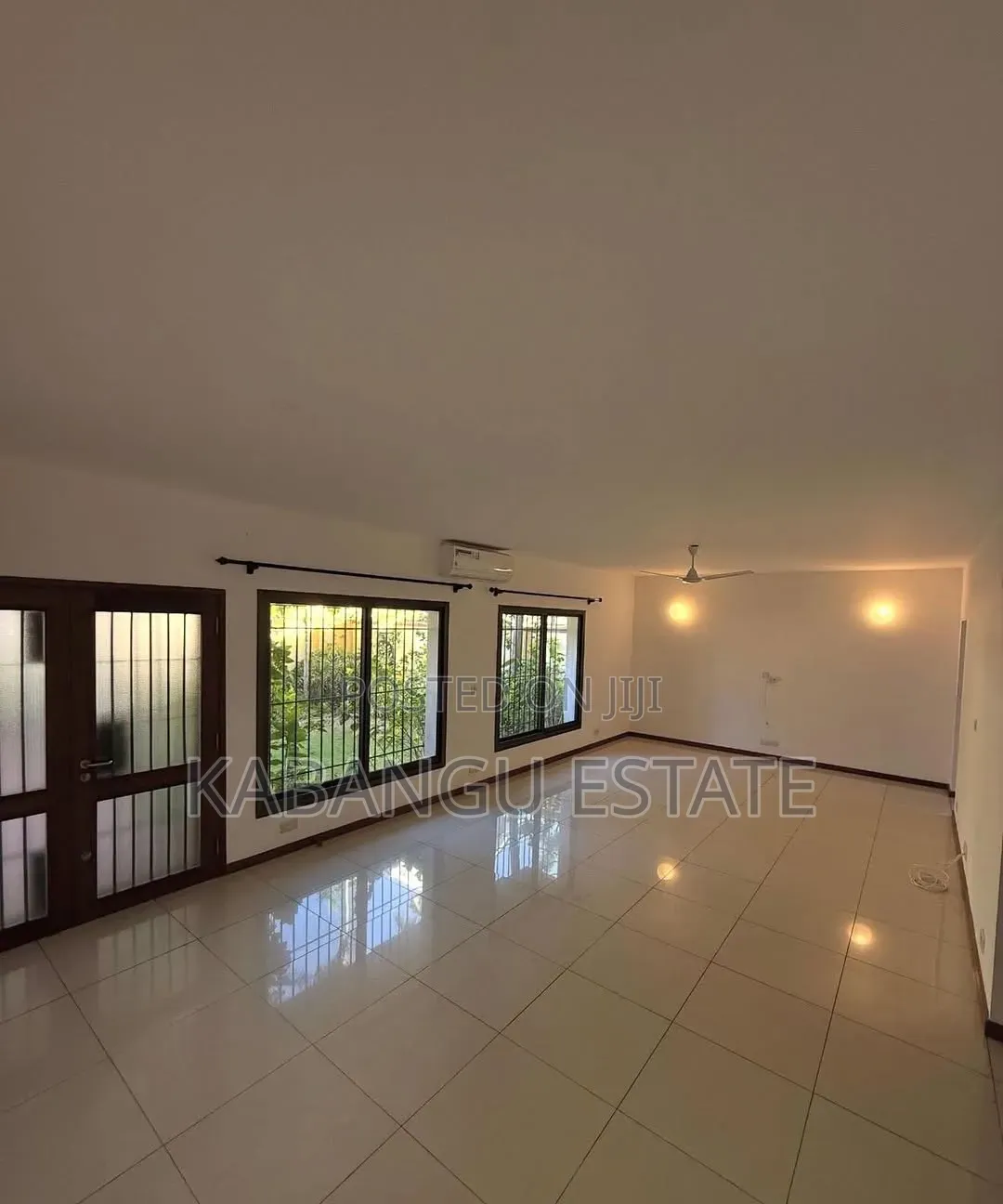 4bdrm Villa in Oysterbay for rent