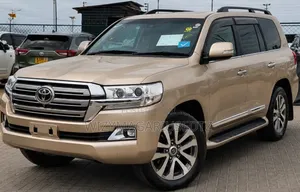 Toyota Land Cruiser 2017 Gold
