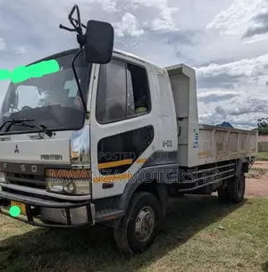 Fusso Tipper Nyeupe