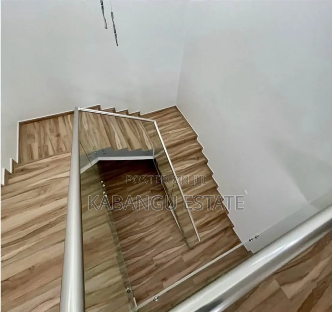 Furnished 4bdrm Villa in Oysterbay for rent