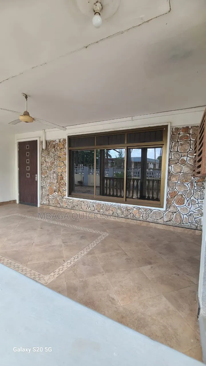 Furnished 4bdrm House in Mikocheni for sale