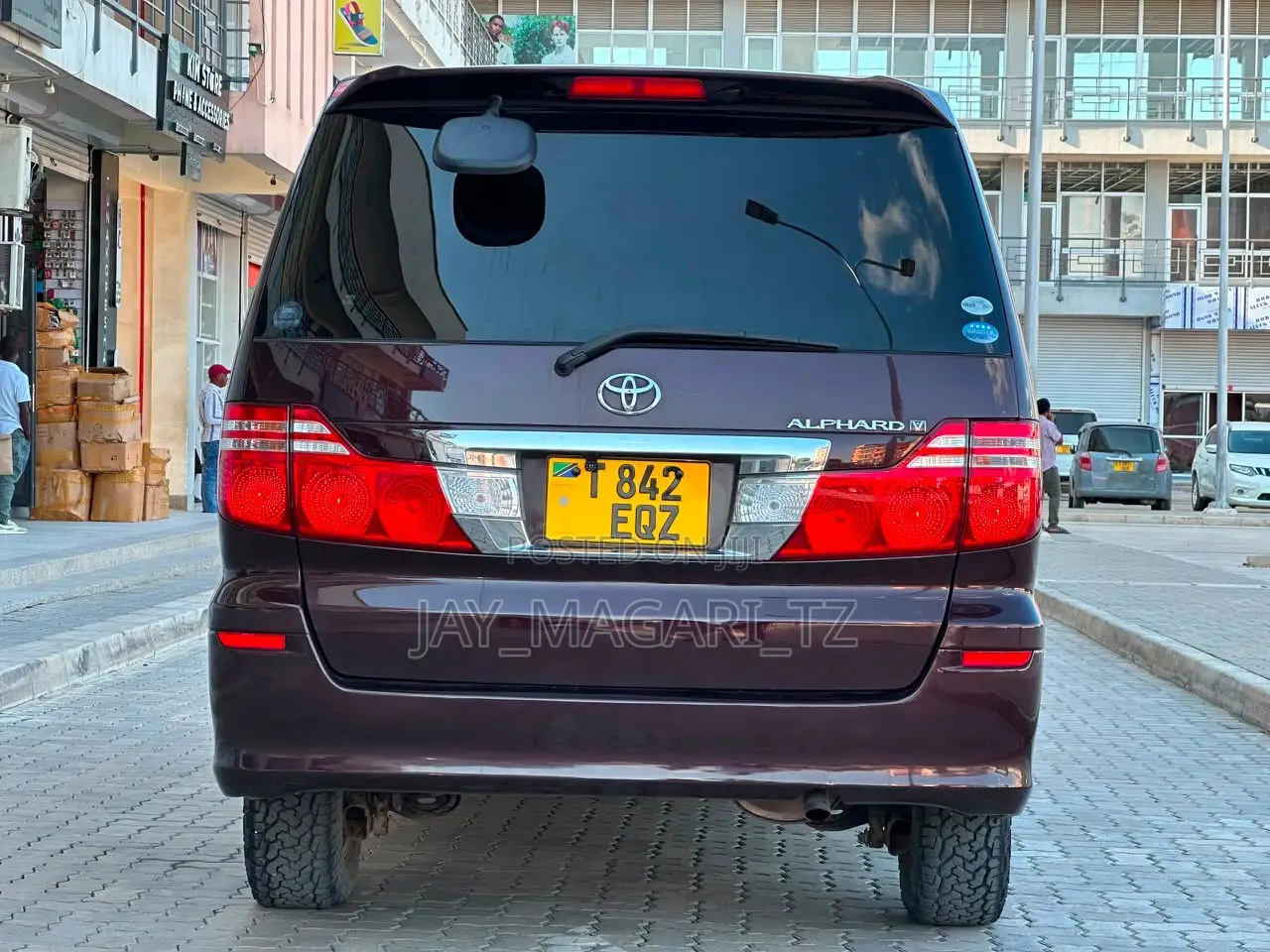 Toyota Alphard 2006 Maroon