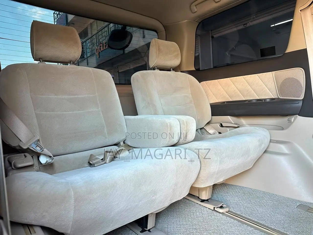 Toyota Alphard 2006 Maroon