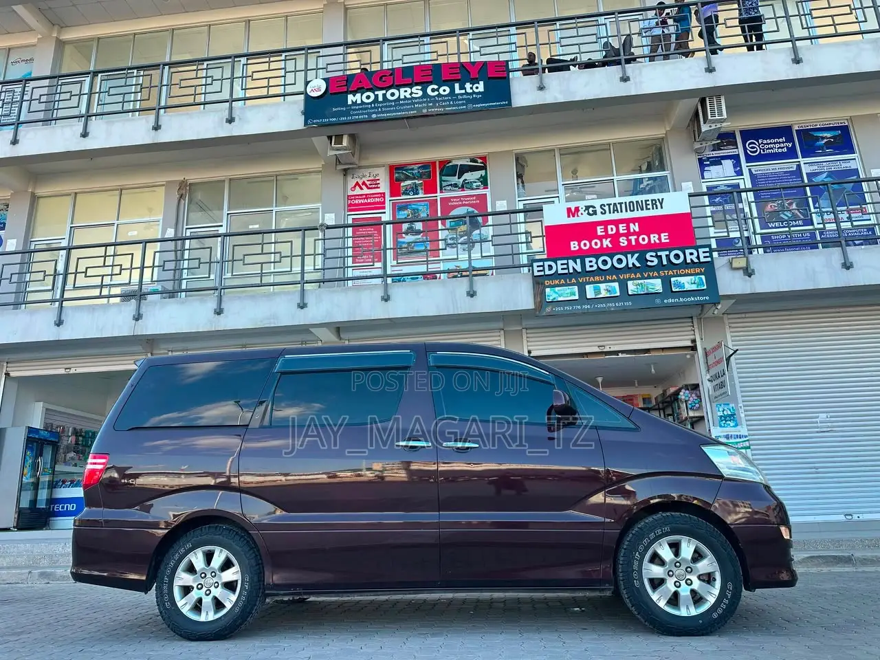 Toyota Alphard 2006 Maroon
