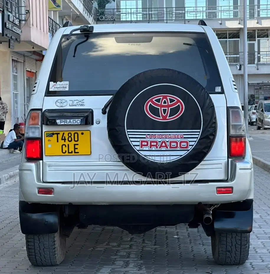 Toyota Land Cruiser Prado 2001 White