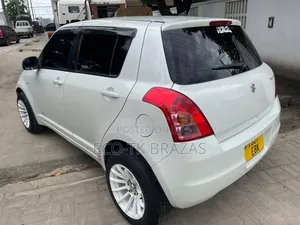Suzuki Swift 2010 White
