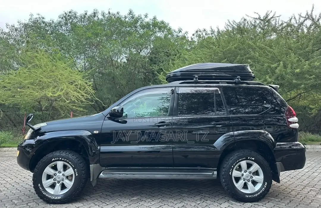 Toyota Land Cruiser Prado 2005 Black
