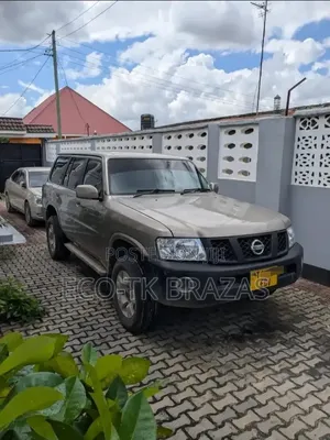 Nissan Patrol 2008 Gray