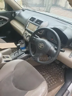 Toyota Vanguard 2008 Black
