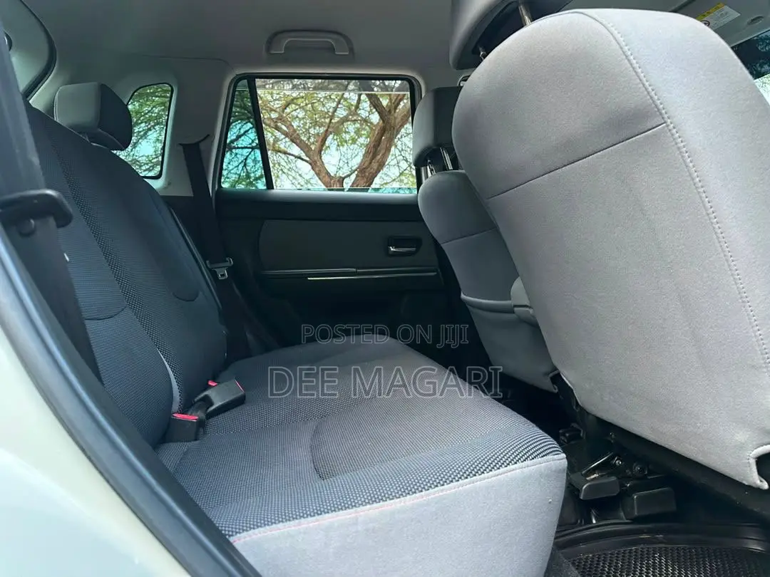 Mazda Verisa 2009 White