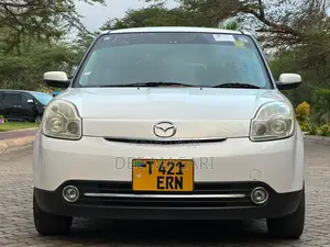 Mazda Verisa 2009 White