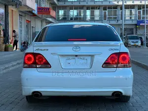 Toyota Crown 2007 White