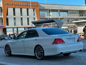 Toyota Crown 2007 White