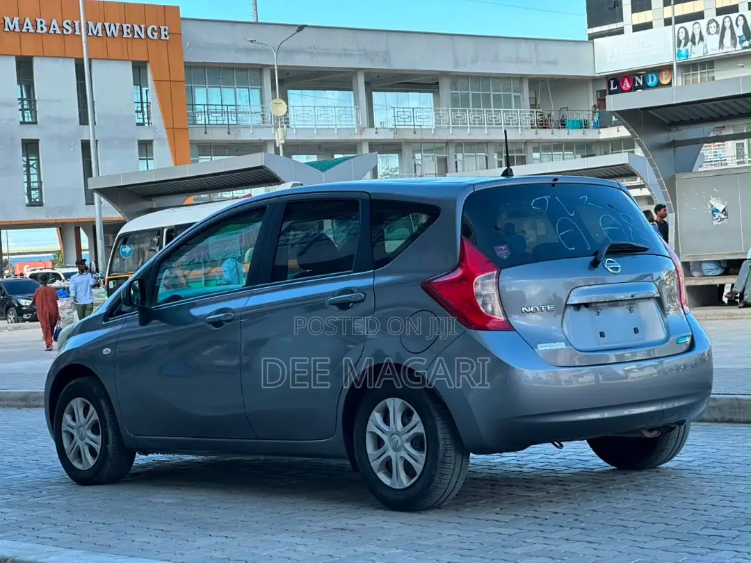 Nissan Note 2013 Gray