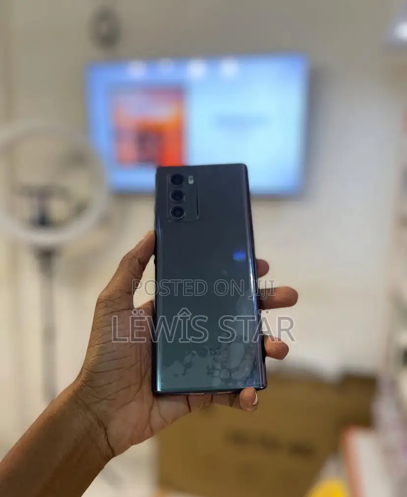 LG Wing 5G 256 GB Black