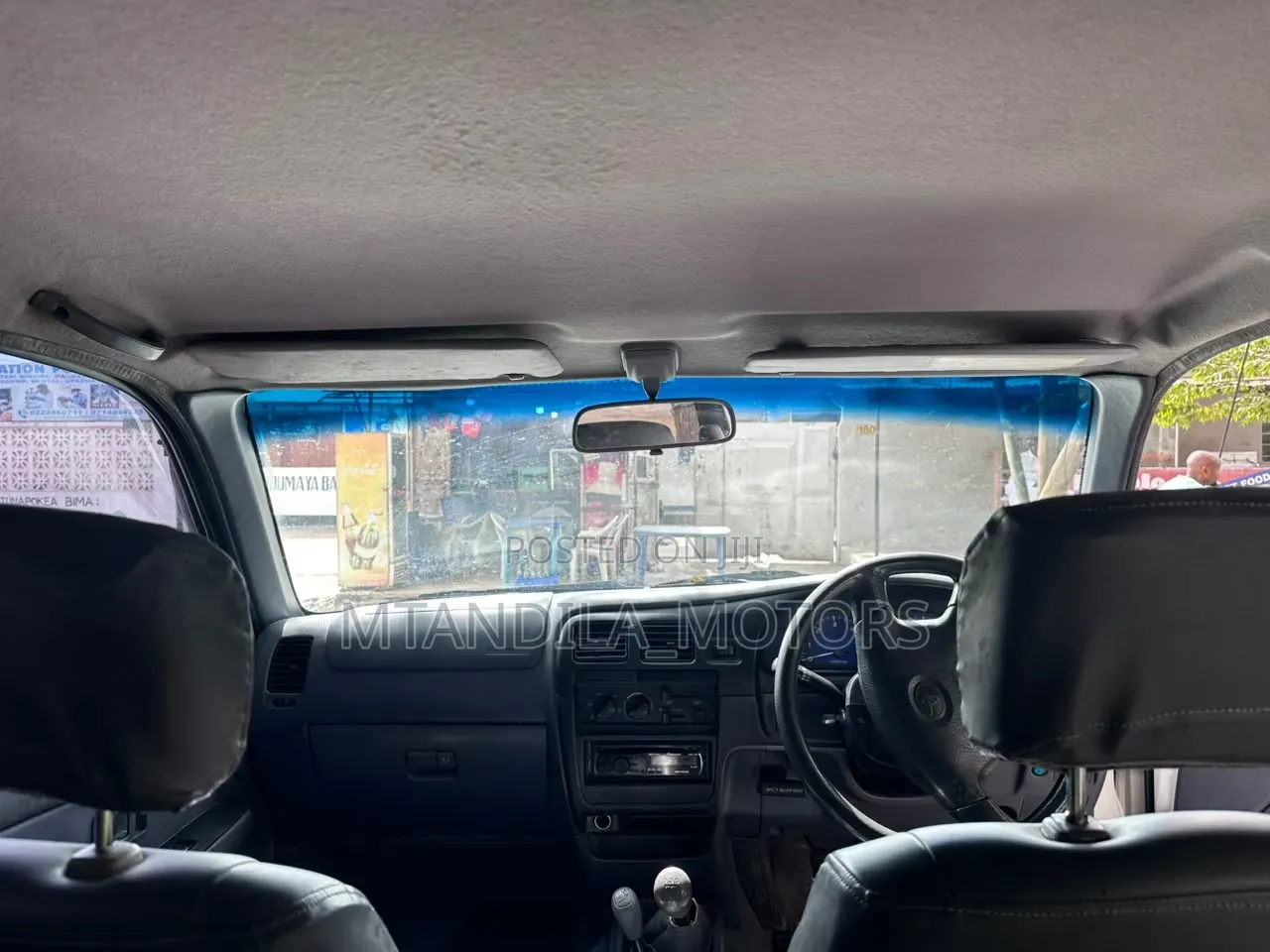 Toyota Hilux 2.5 Cab 2005 White