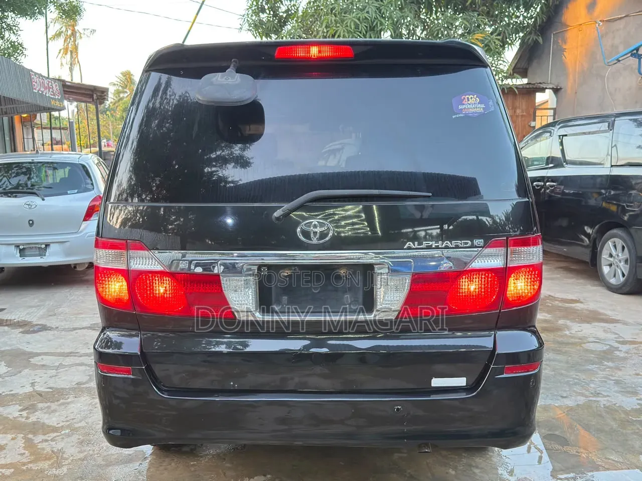 Toyota Alphard 2005 Black