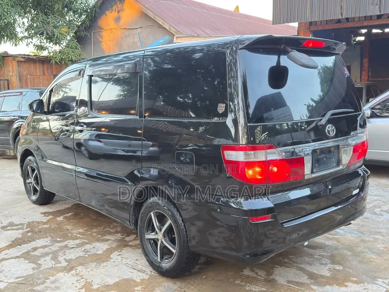 Toyota Alphard 2005 Black