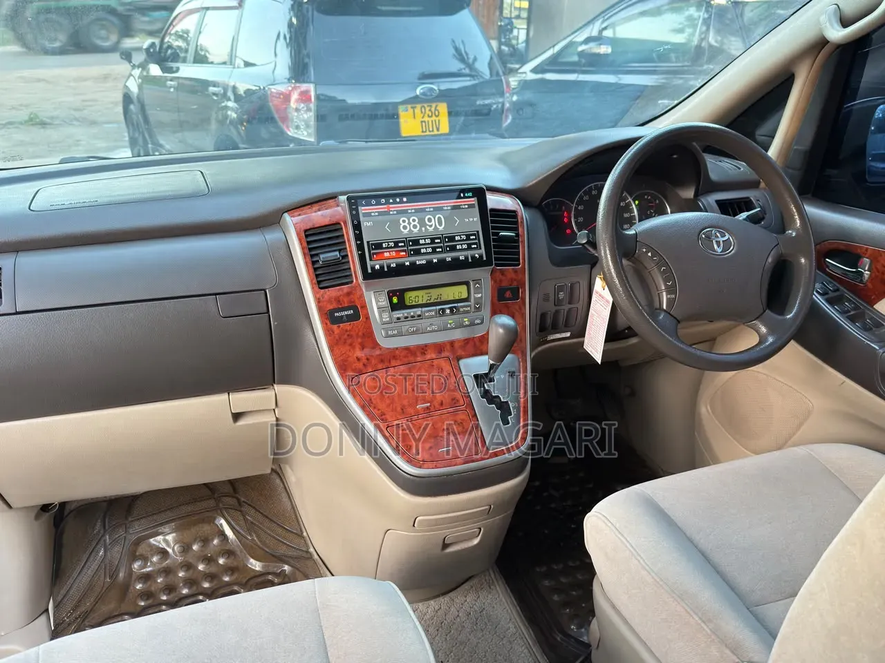 Toyota Alphard 2005 Black