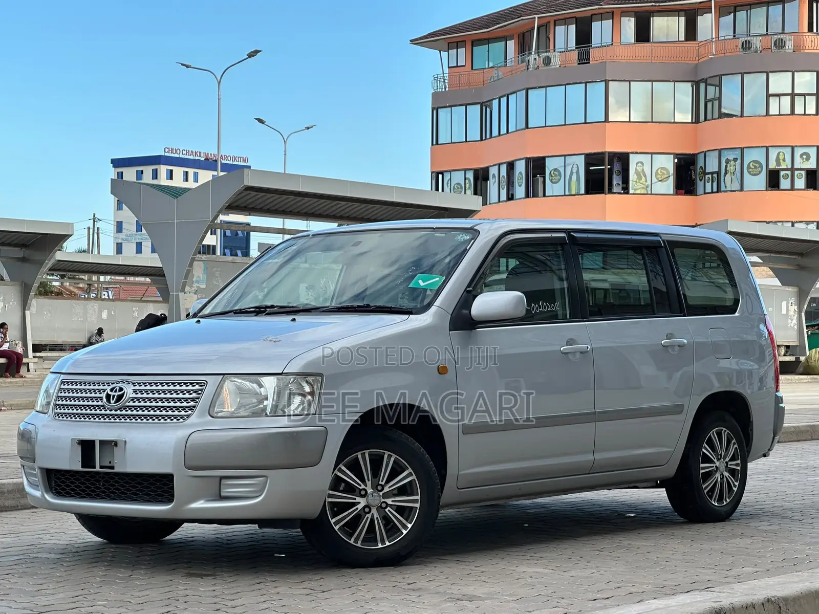 Toyota Succeed 2009 Silver