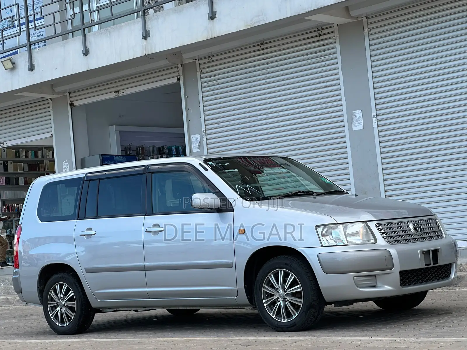 Toyota Succeed 2009 Silver