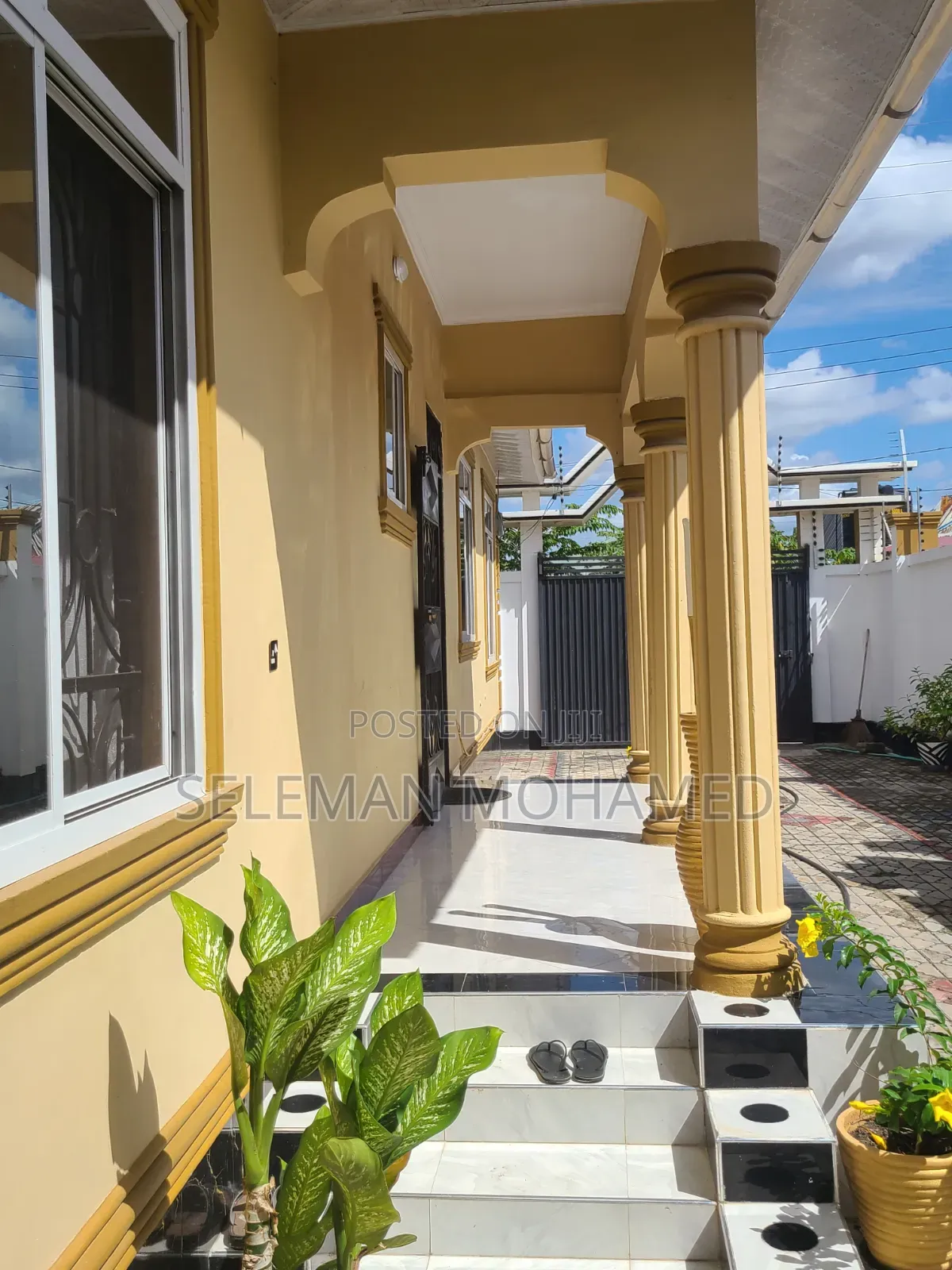 Furnished 4bdrm House in Biriani Real Estate, Chamazi for sale