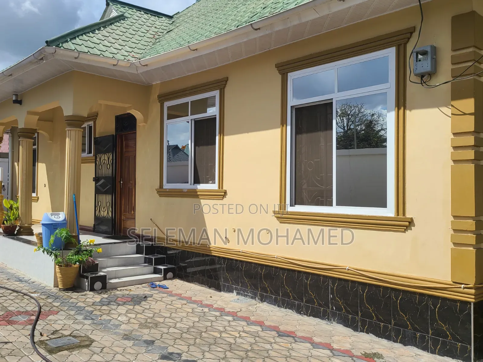 Furnished 4bdrm House in Biriani Real Estate, Chamazi for sale