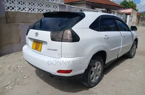 Toyota Harrier 2005 White