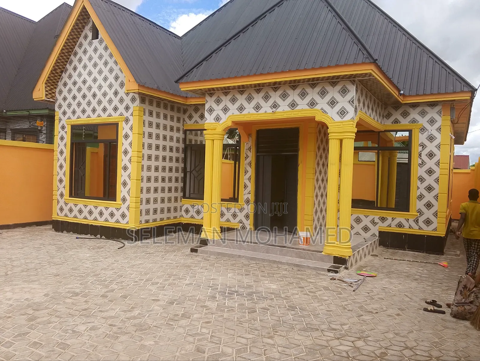 Furnished 4bdrm House in Biriani Real Estate, Chamazi for sale