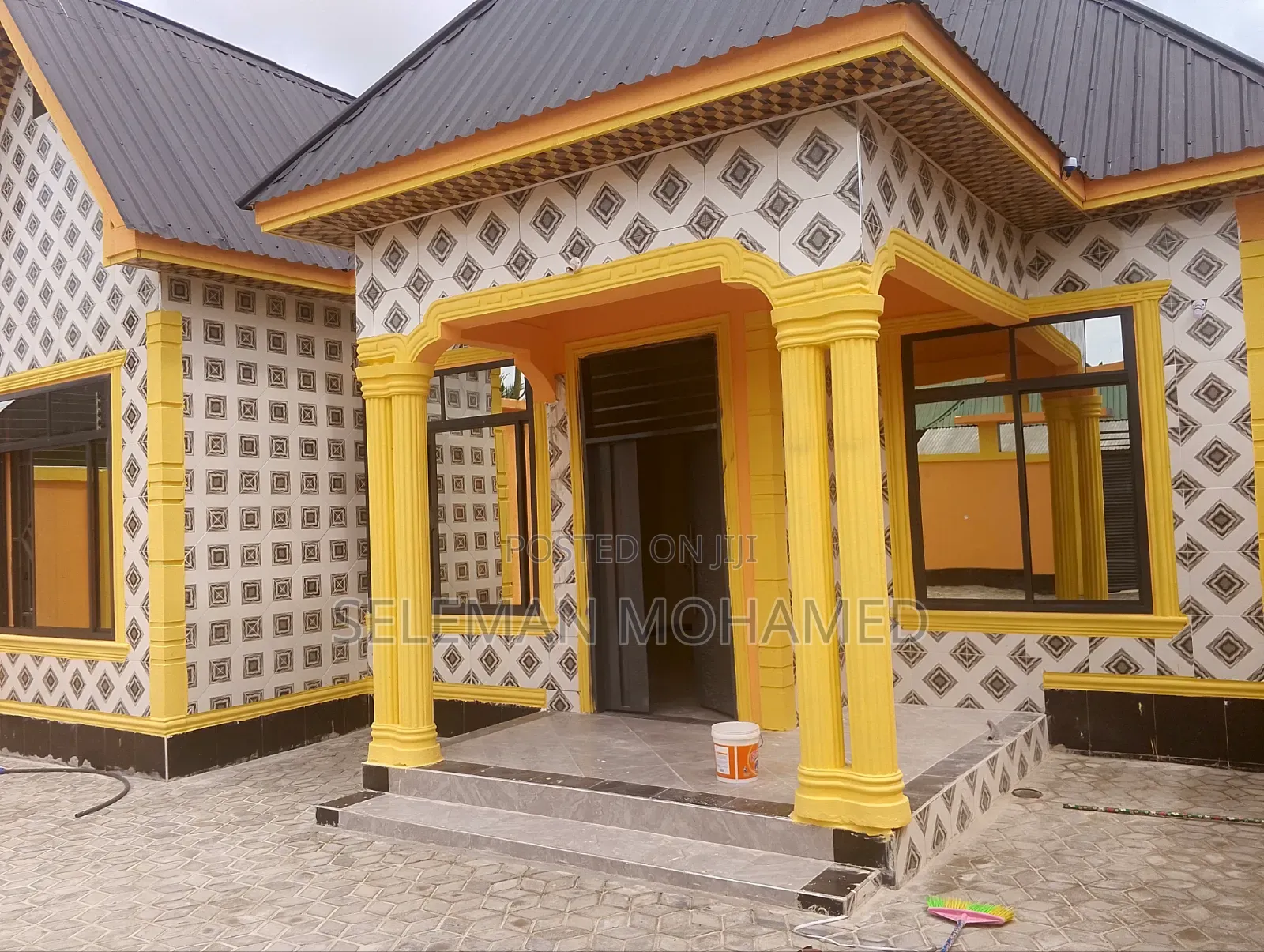 Furnished 4bdrm House in Biriani Real Estate, Chamazi for sale