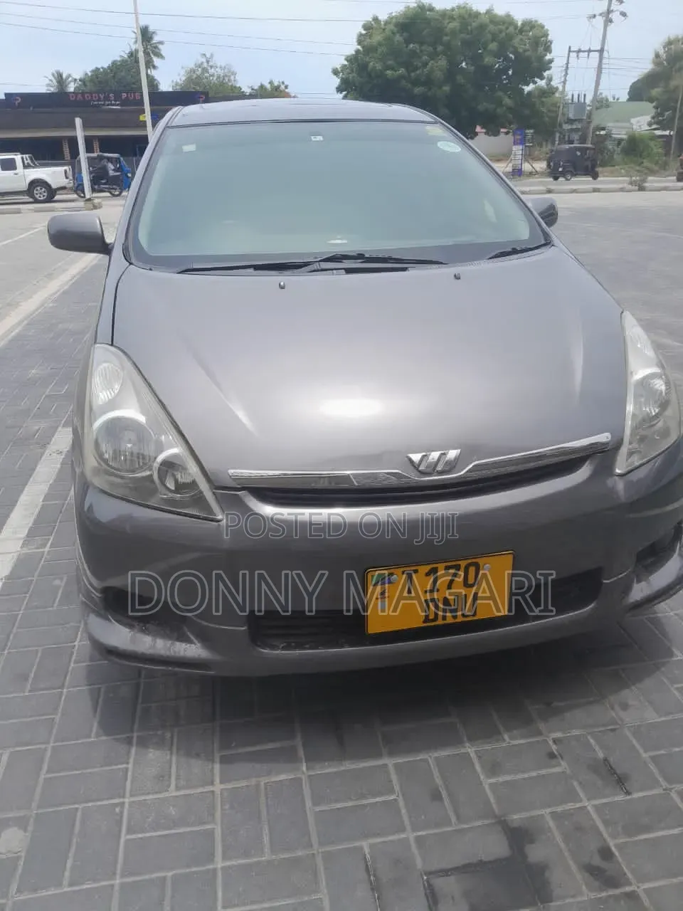 Toyota Wish 2004 Gray