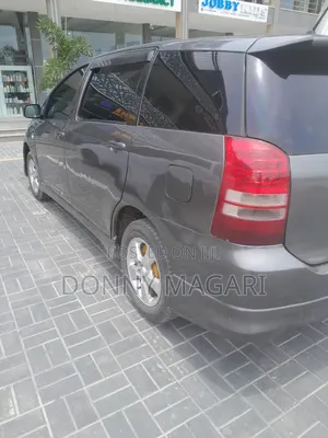 Toyota Wish 2004 Gray