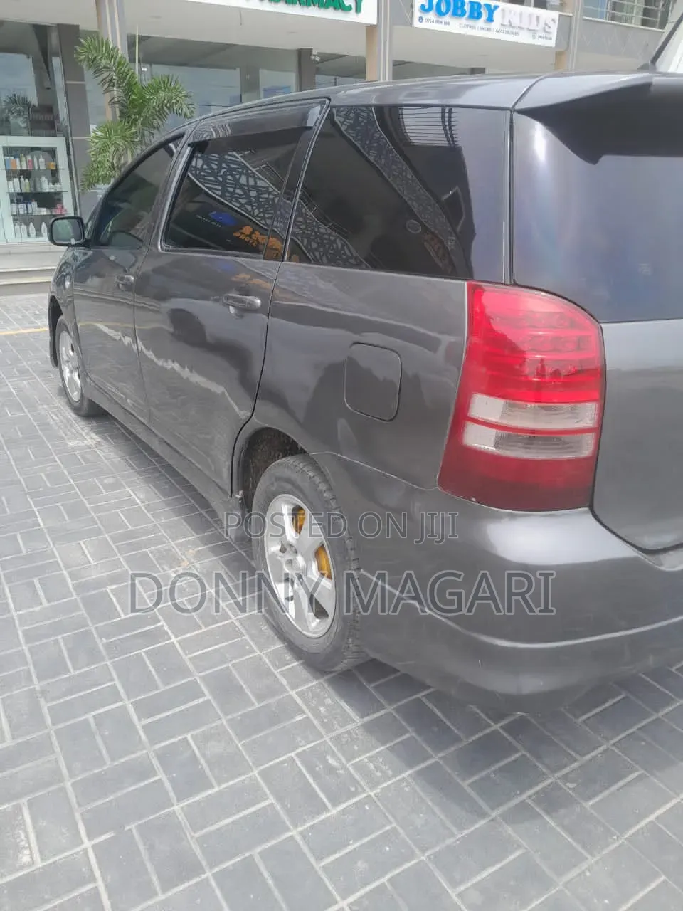 Toyota Wish 2004 Gray