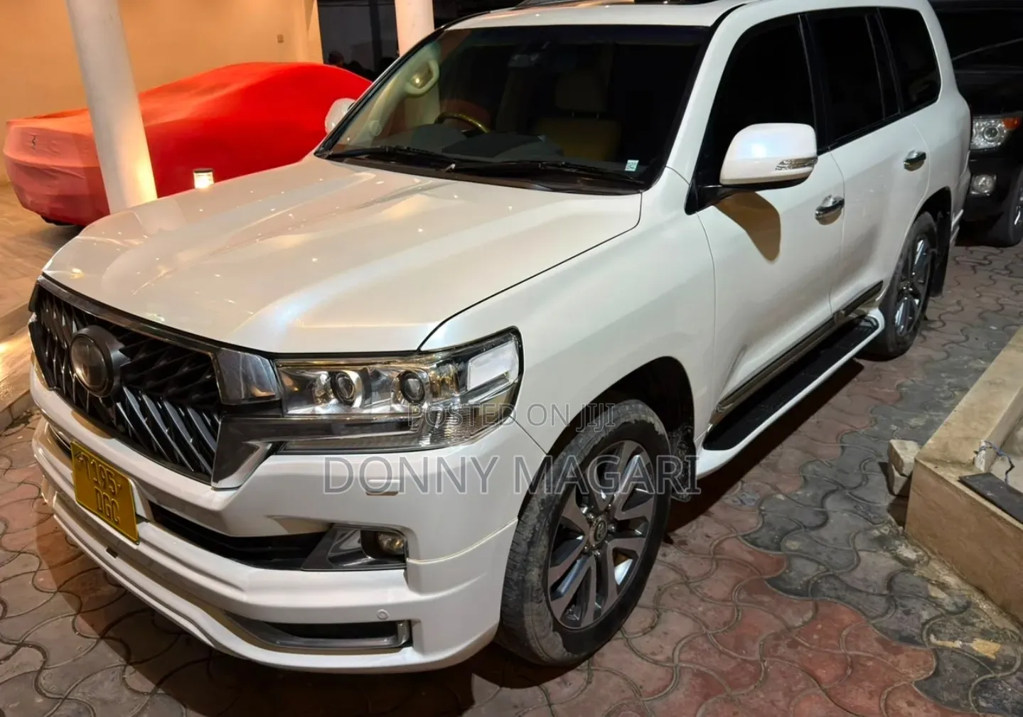 Toyota Land Cruiser 2016 White