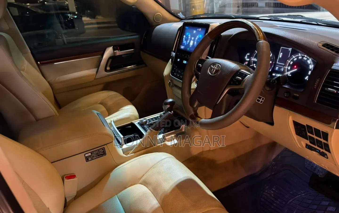 Toyota Land Cruiser 2016 White