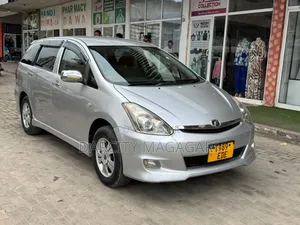 Toyota Wish 2006 Silver