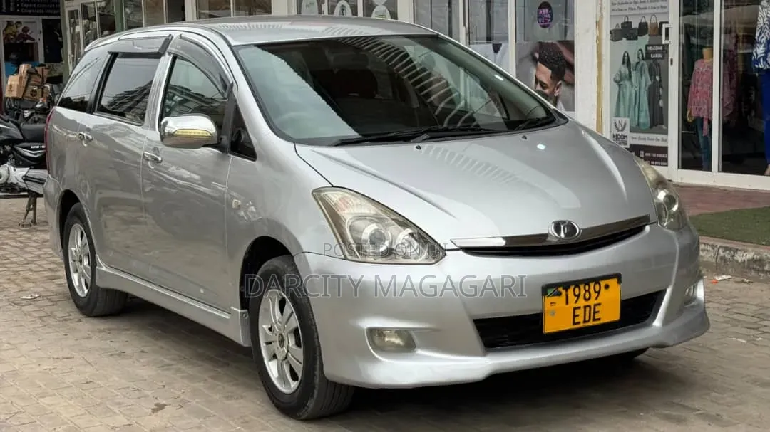 Toyota Wish 2006 Silver