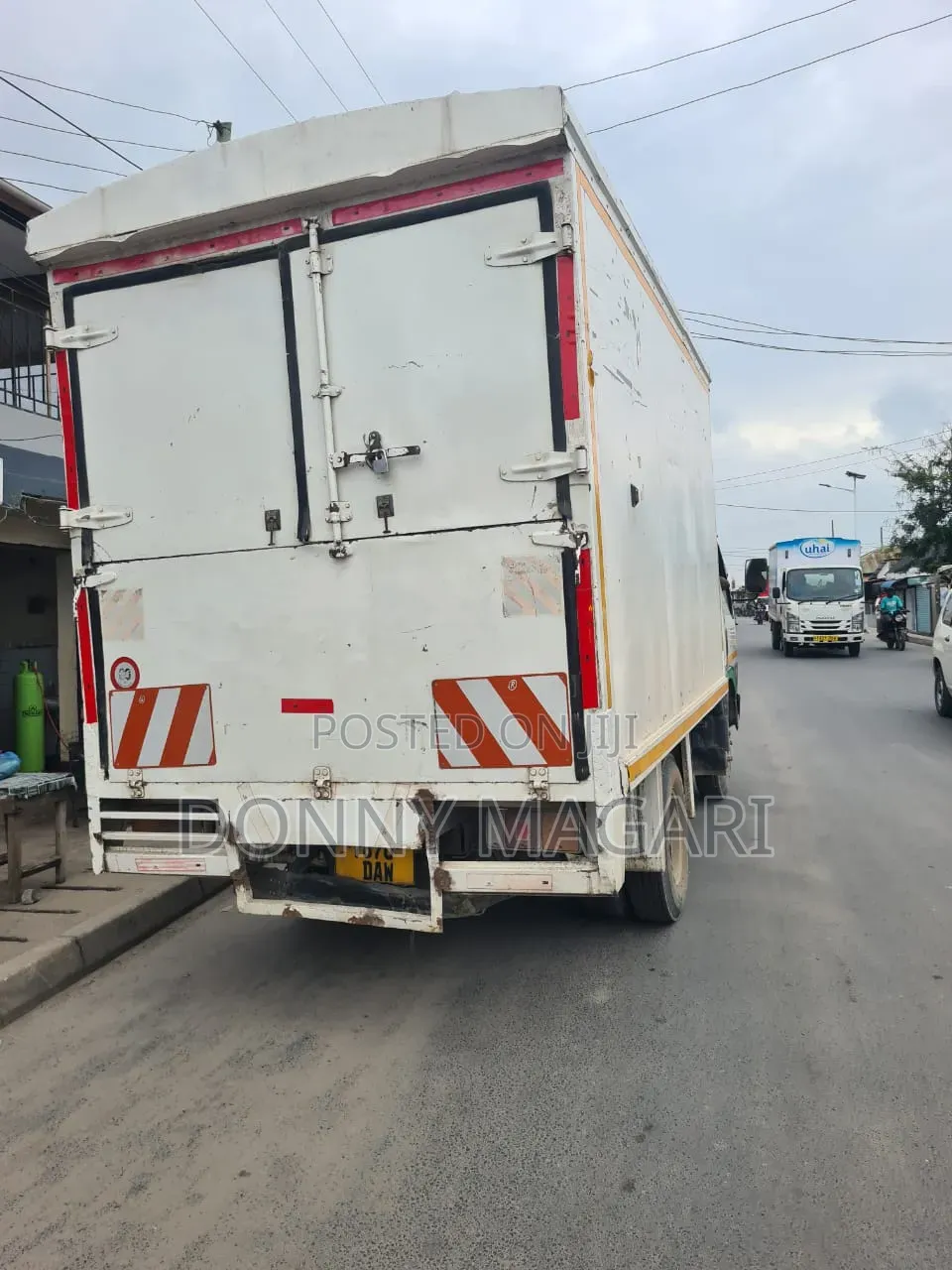 Mitsubishi Canter 2004 White