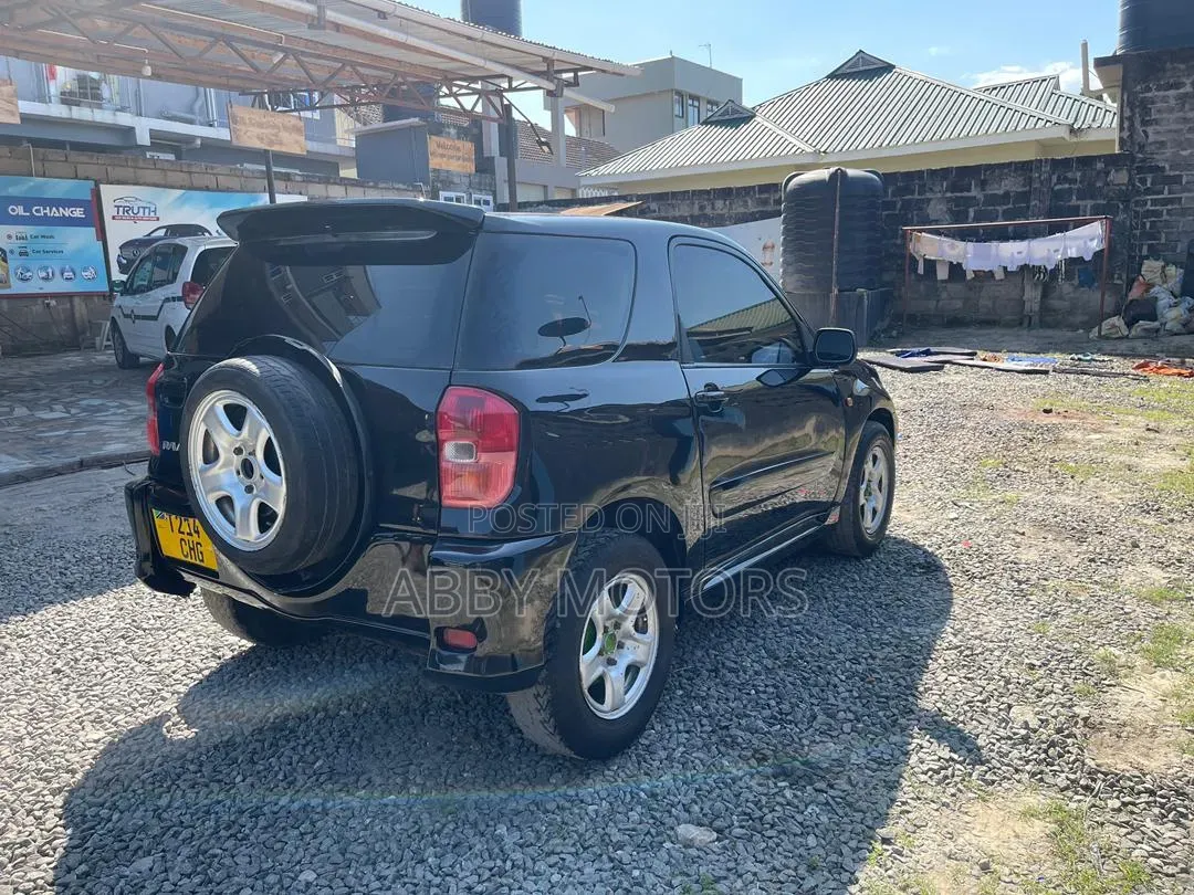 Toyota RAV4 2002 Black