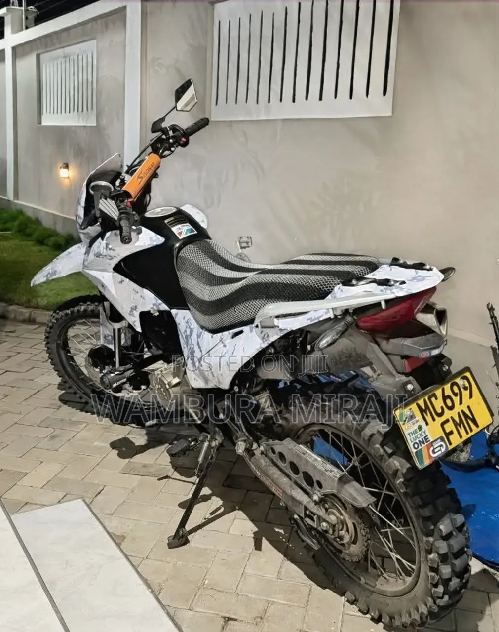 Honda CB 2025 Black