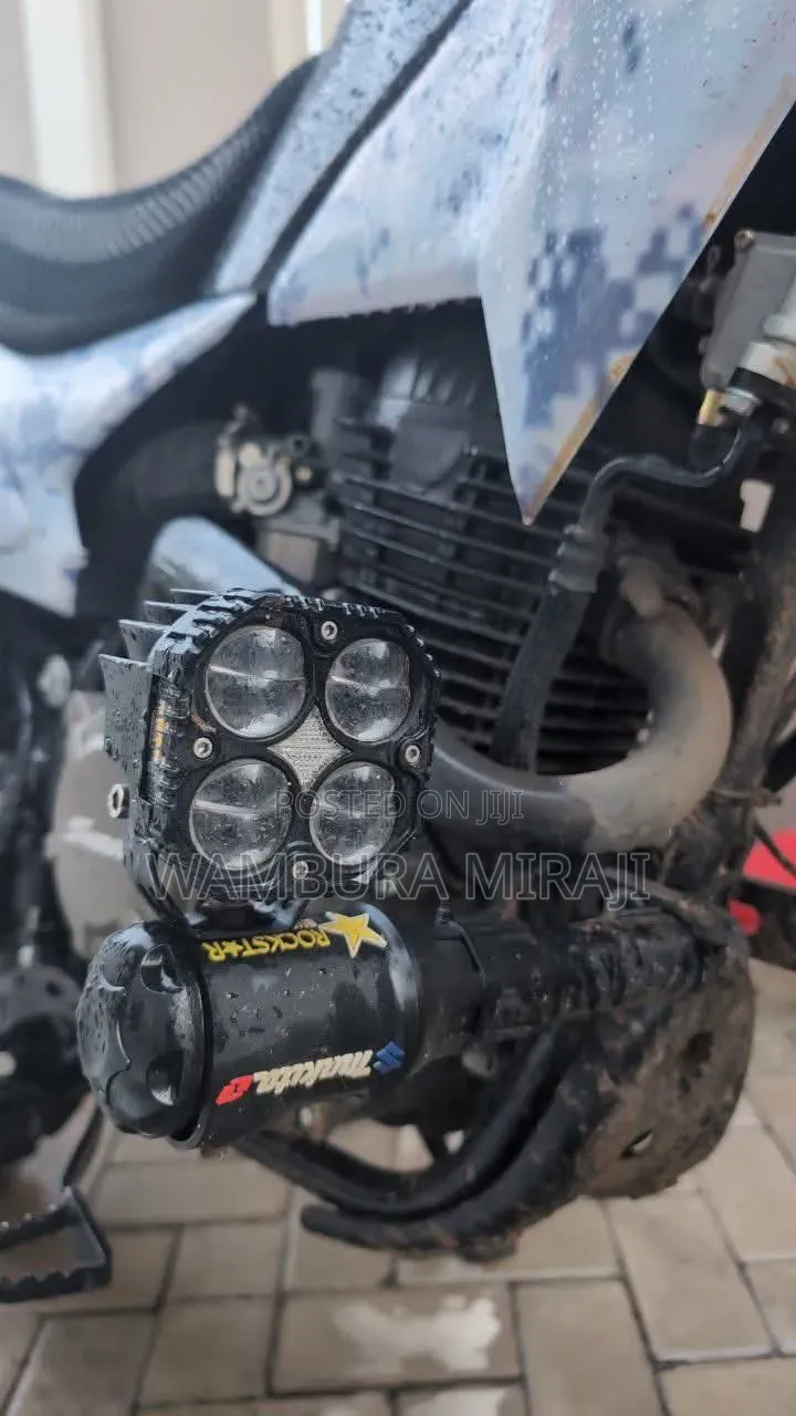Honda CB 2025 Black