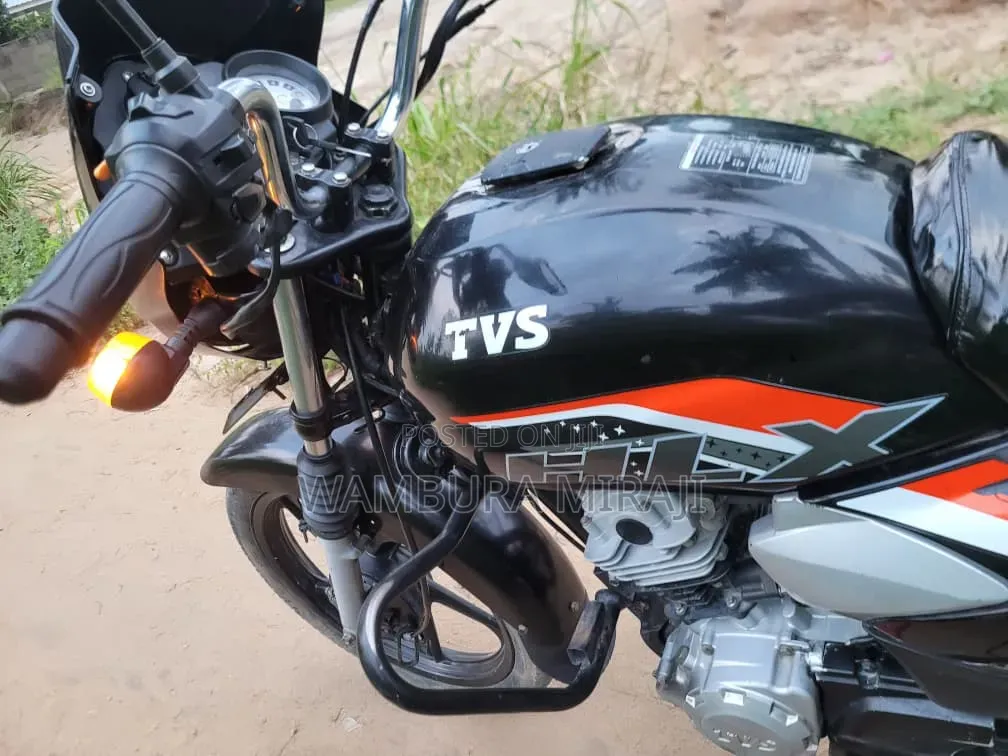 New Honda CB 2025 Black