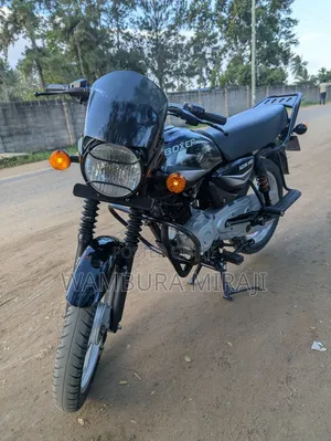 New Bajaj Boxer 125 2026 Black