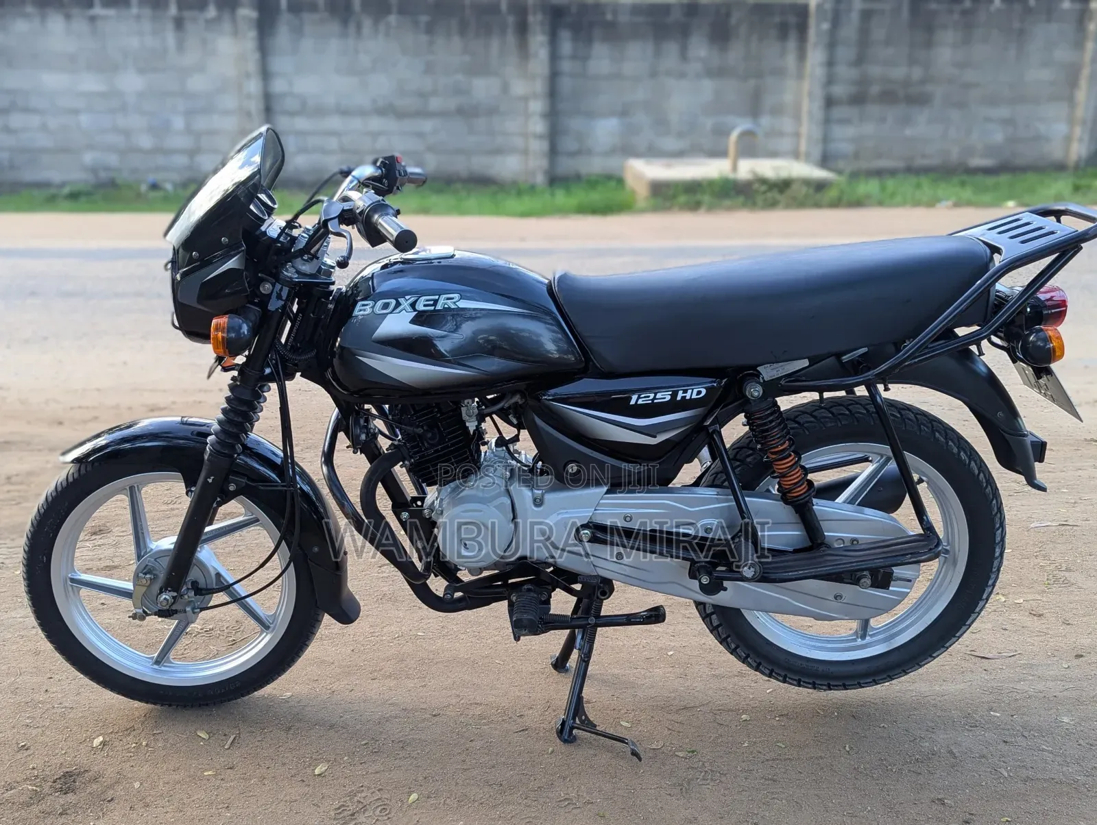 New Bajaj Boxer 125 2026 Black