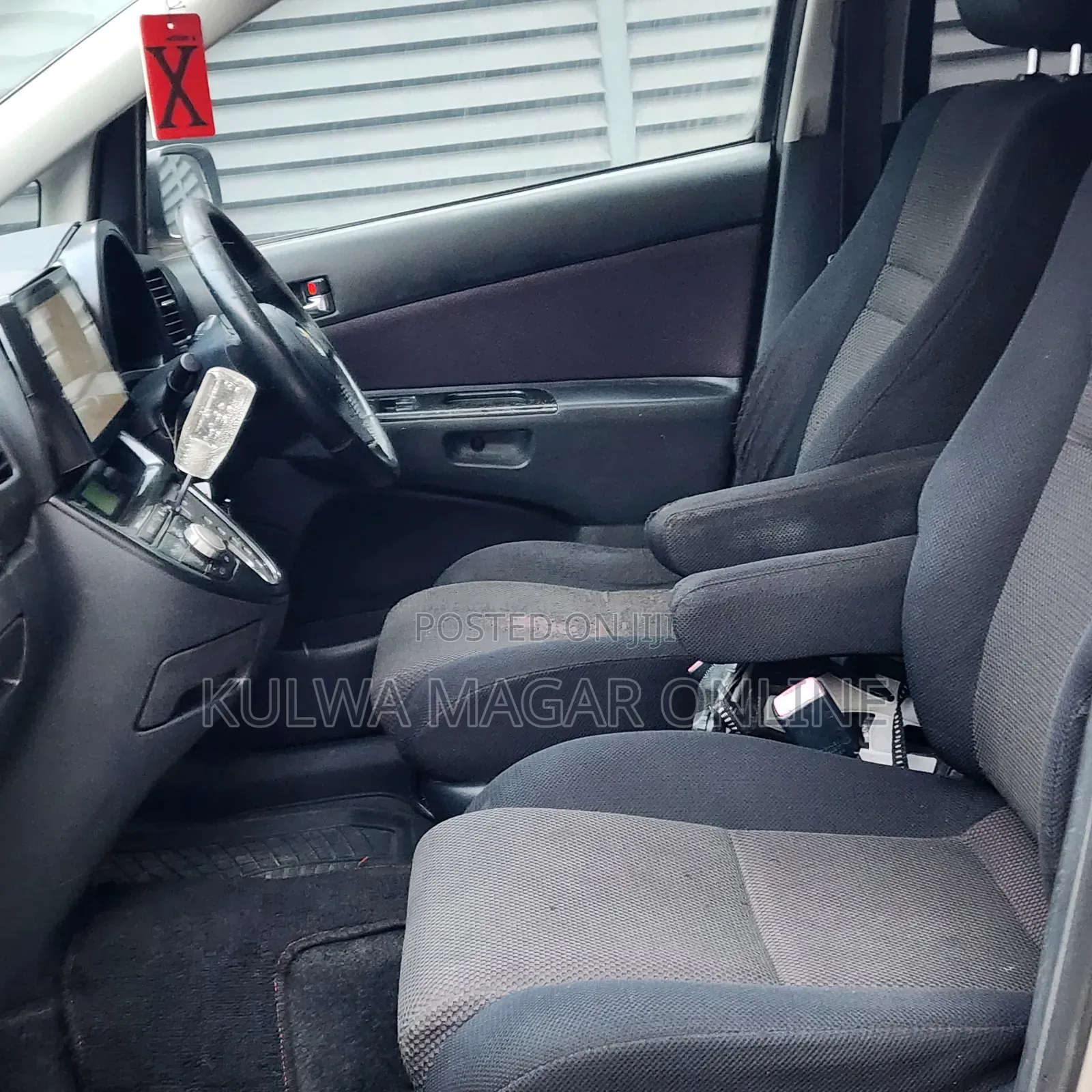 Toyota Wish 2004 Silver