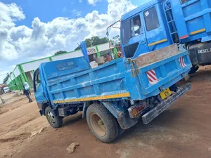 Nauza Gari Mitsubishi Canter