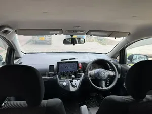Toyota Wish 2006 Silver